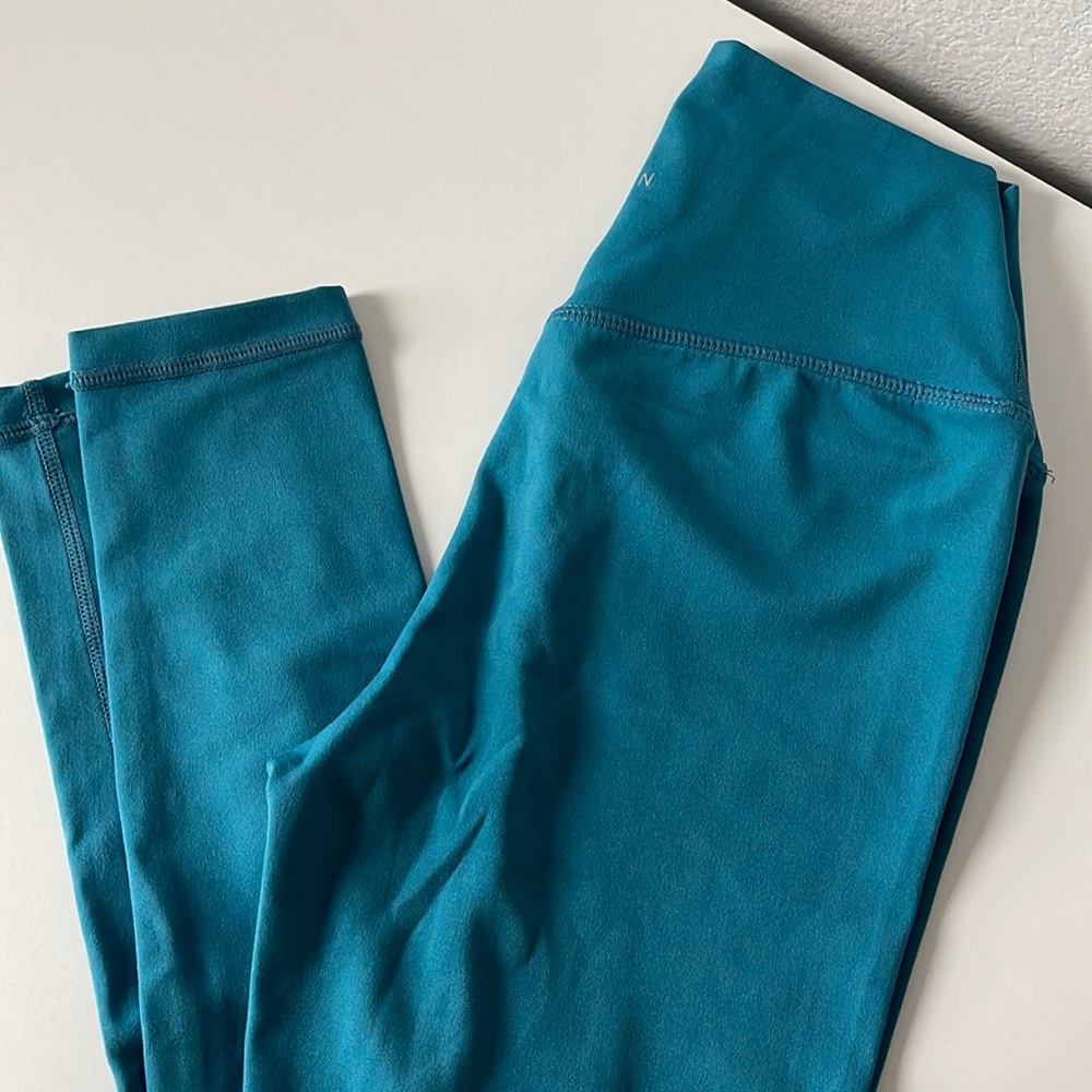 Paragon fitwear naked leggings size small